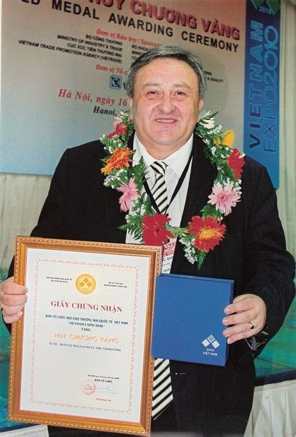 Na veletrhu VIETNAM EXPO 2010 v Hanoji získal Marcel Winter již 15.zlatou medaili