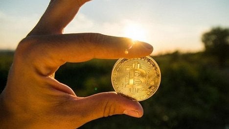 Náhledový obrázek - Klid před bouří. O hodnotě bitcoinu rozhodne americký regulátor