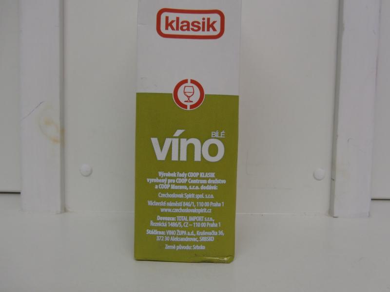 Bílé víno bylo falšováno přídavkem vody, syntetického glycerolu a bylo v něm zjištěno téměř dvojnásobné množství kyseliny citrónové, než je stanoveno legislativním limitem.