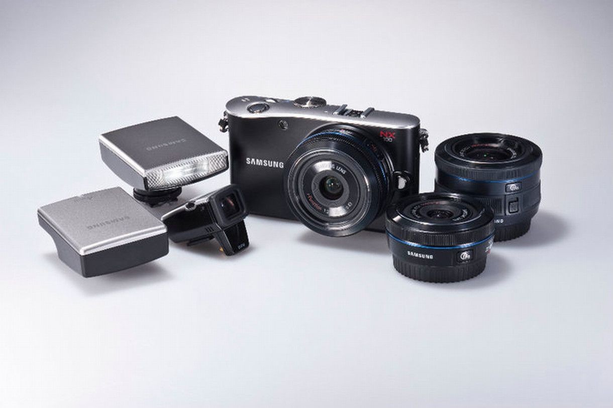 Samsung NX100