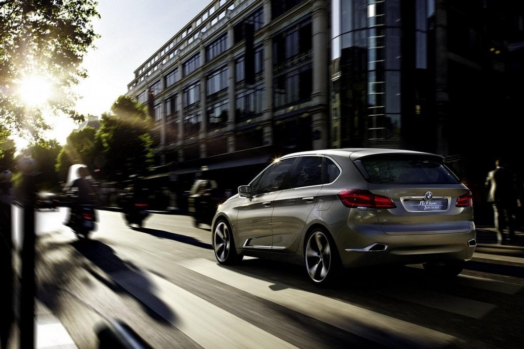 2010-07-koncept-bmw-active-tourer-1.jpg