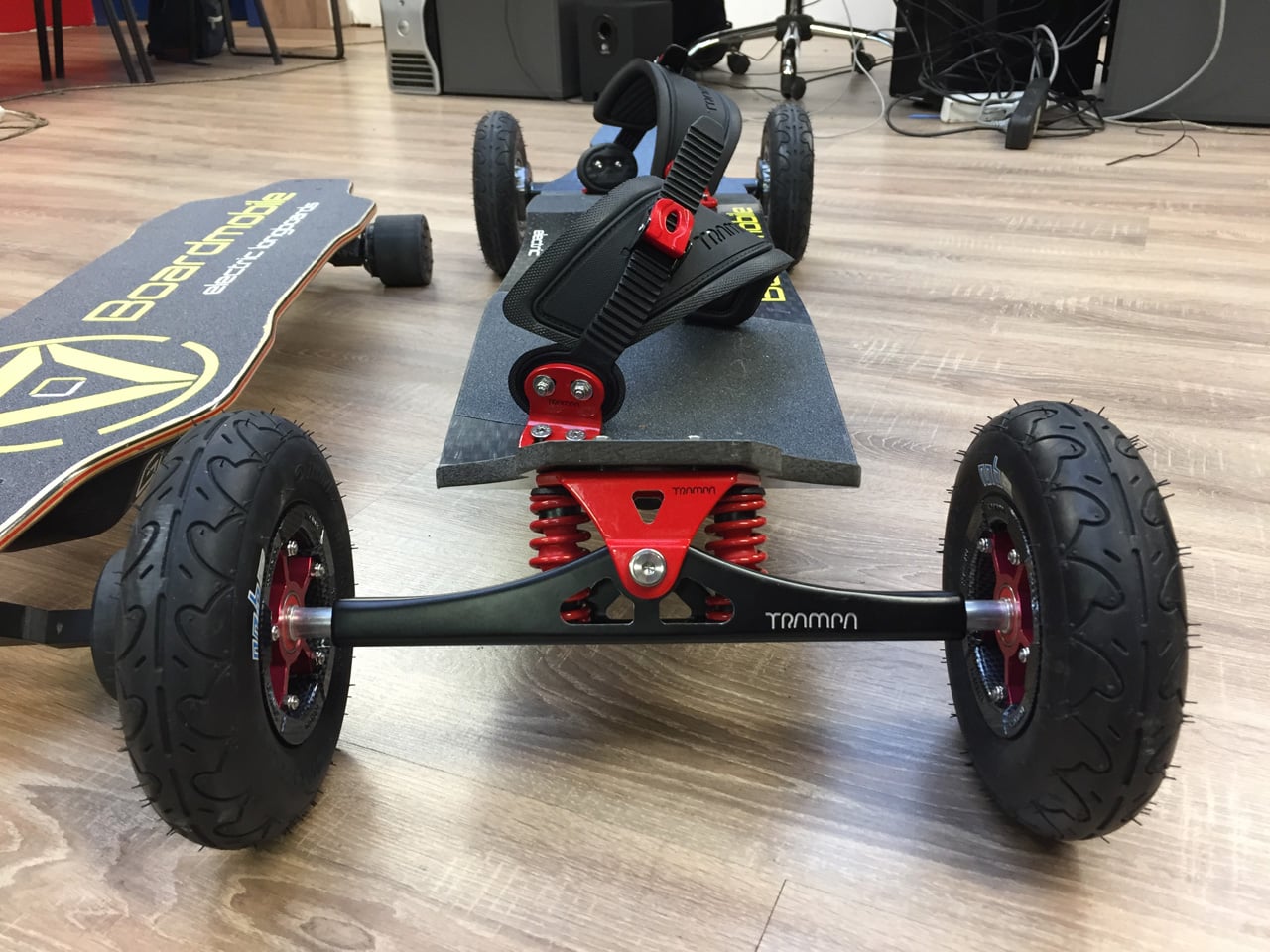 Boardmobile, robo ruka a 3D tiskárna ze Smíchovské průmyslovky