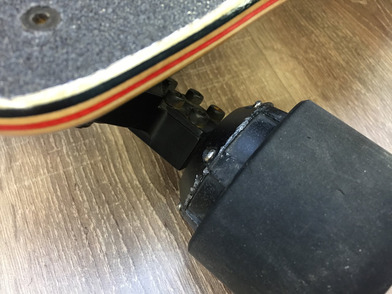 Boardmobile, robo ruka a 3D tiskárna ze Smíchovské průmyslovky