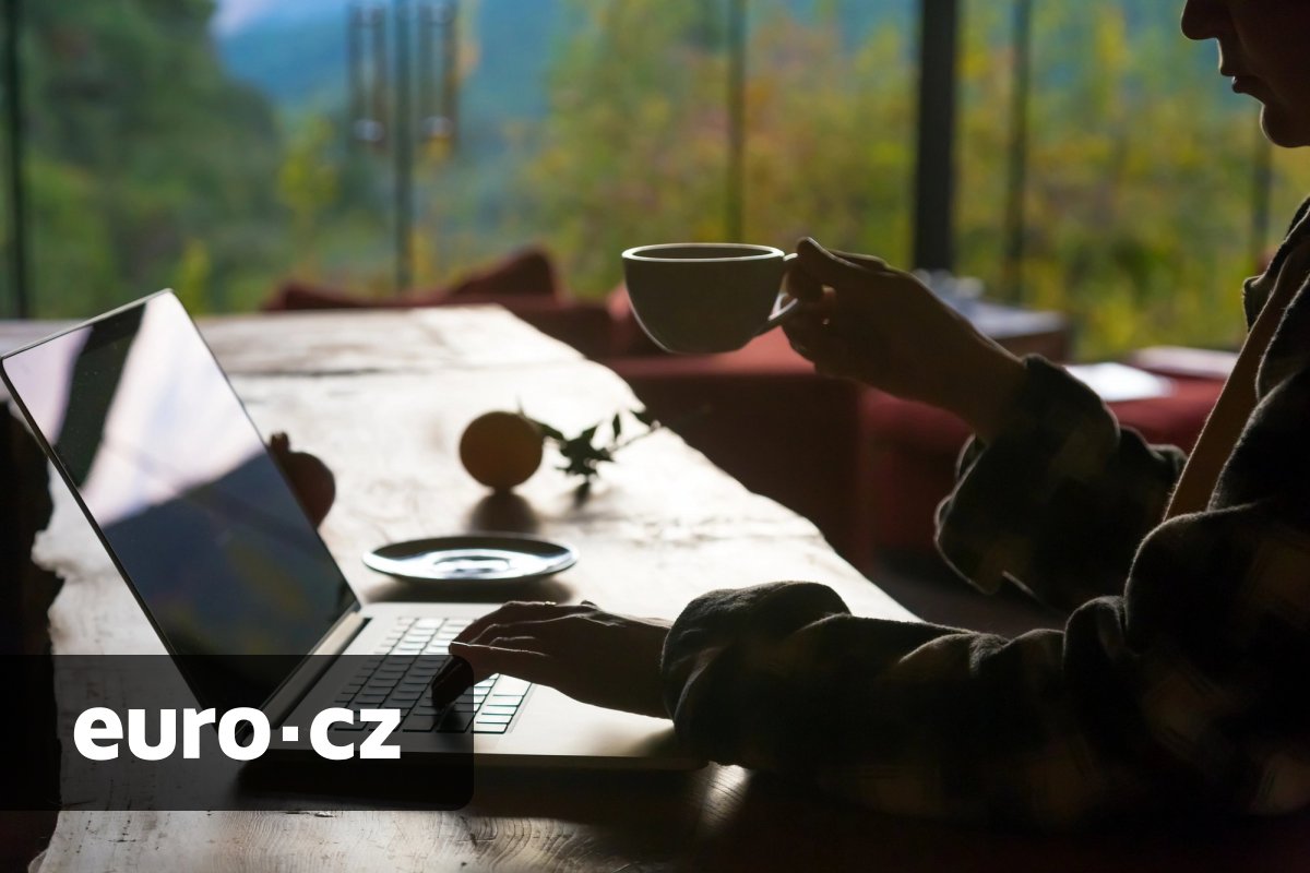 Pracujte tu, my zaplatíme nájem. Italská obec Ollolai láká digitální nomády na tříměsíční pobyt zdarma, chce oživit populaci