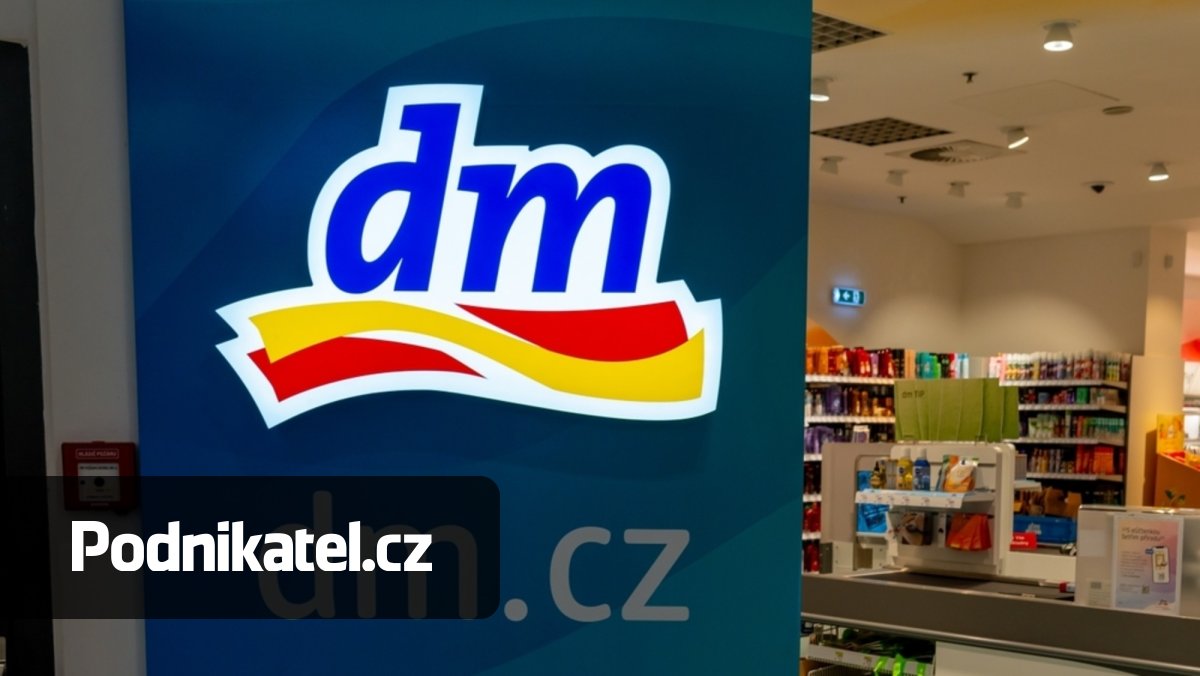 Plošné zlevňování místo akčních letáků. Drogerie dm mění cenovou strategii