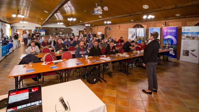 Obrazem: 100Mega s novou dávkou inspirace, trendů a networkingu