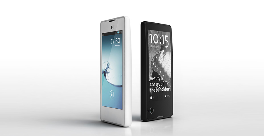 YotaPhone: telefon s e-ink displejem na zádech