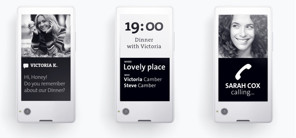 YotaPhone: telefon s e-ink displejem na zádech