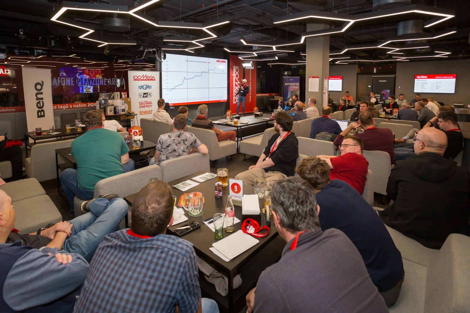 100MEGA přenesla svou roadshow do světa gaming technologií a záž
