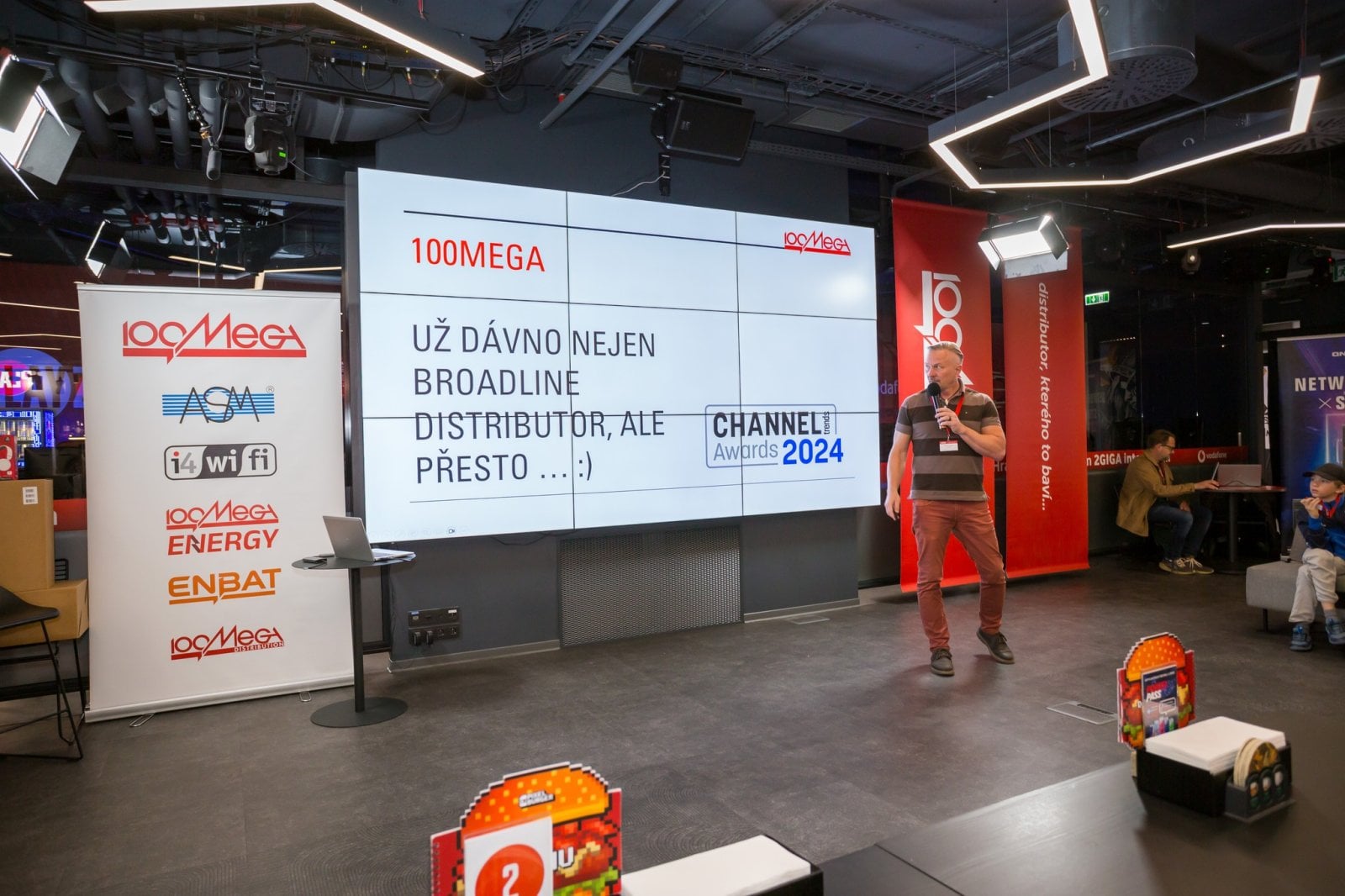 100MEGA přenesla svou roadshow do světa gaming technologií a záž
