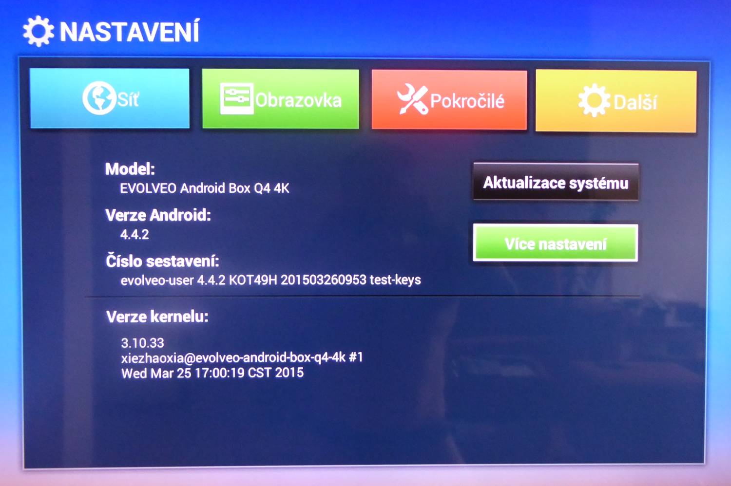 Volba „Další“, včetně vstupu do nastavení přímo v o. s. Android kam vstoupíte přes „Více nastavení“. Trochu otrocky přeložené „More settings…“