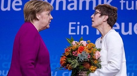 Náhledový obrázek - Nezvyklá situace: o post šéfa CDU se po Merkelové uchází tři kandidáti