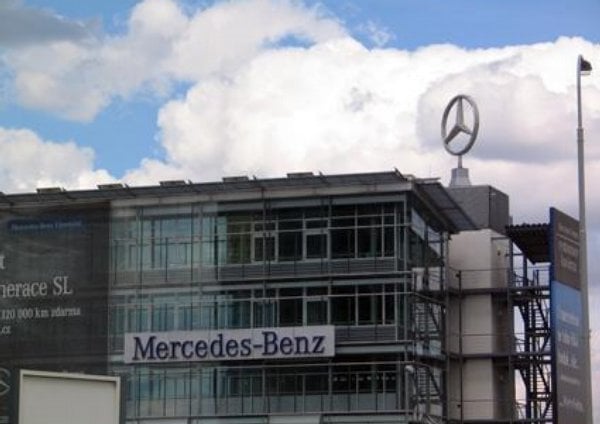 2019-05-jak-vypadc3a1-okolc3ad-budoucc3adch-mrakodrapc5af-dnes-3