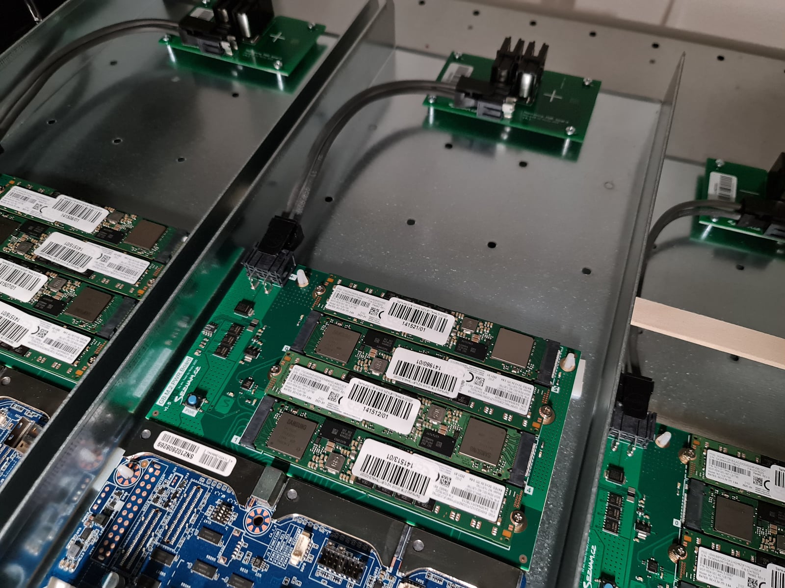 Montovna: Seznam a jeho výroba vlastních serverů