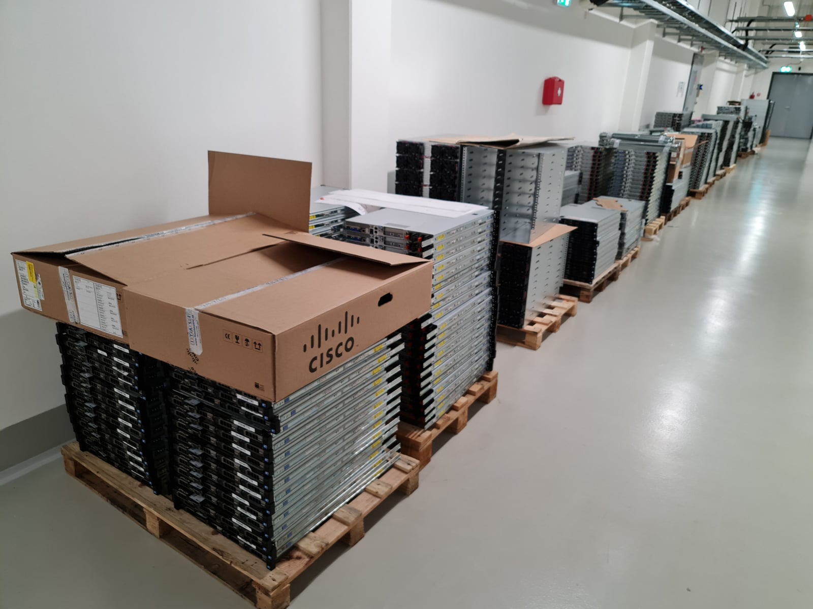 Montovna: Seznam a jeho výroba vlastních serverů