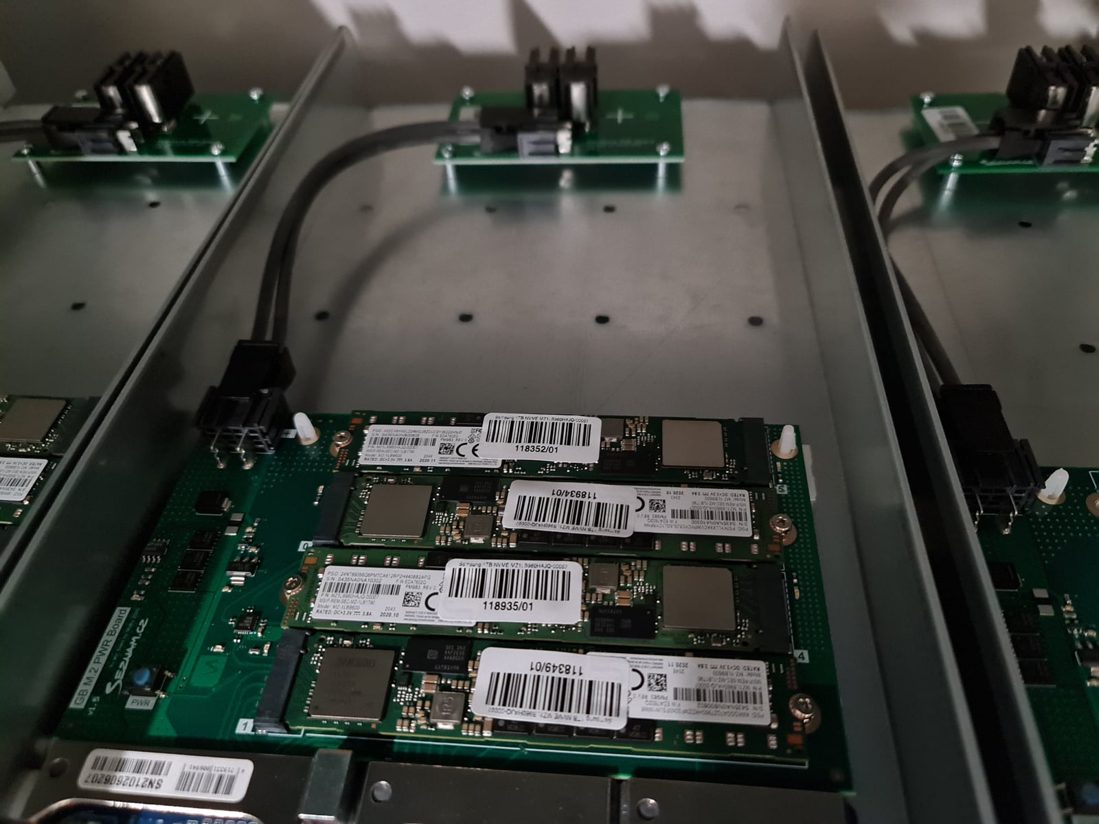 Montovna: Seznam a jeho výroba vlastních serverů