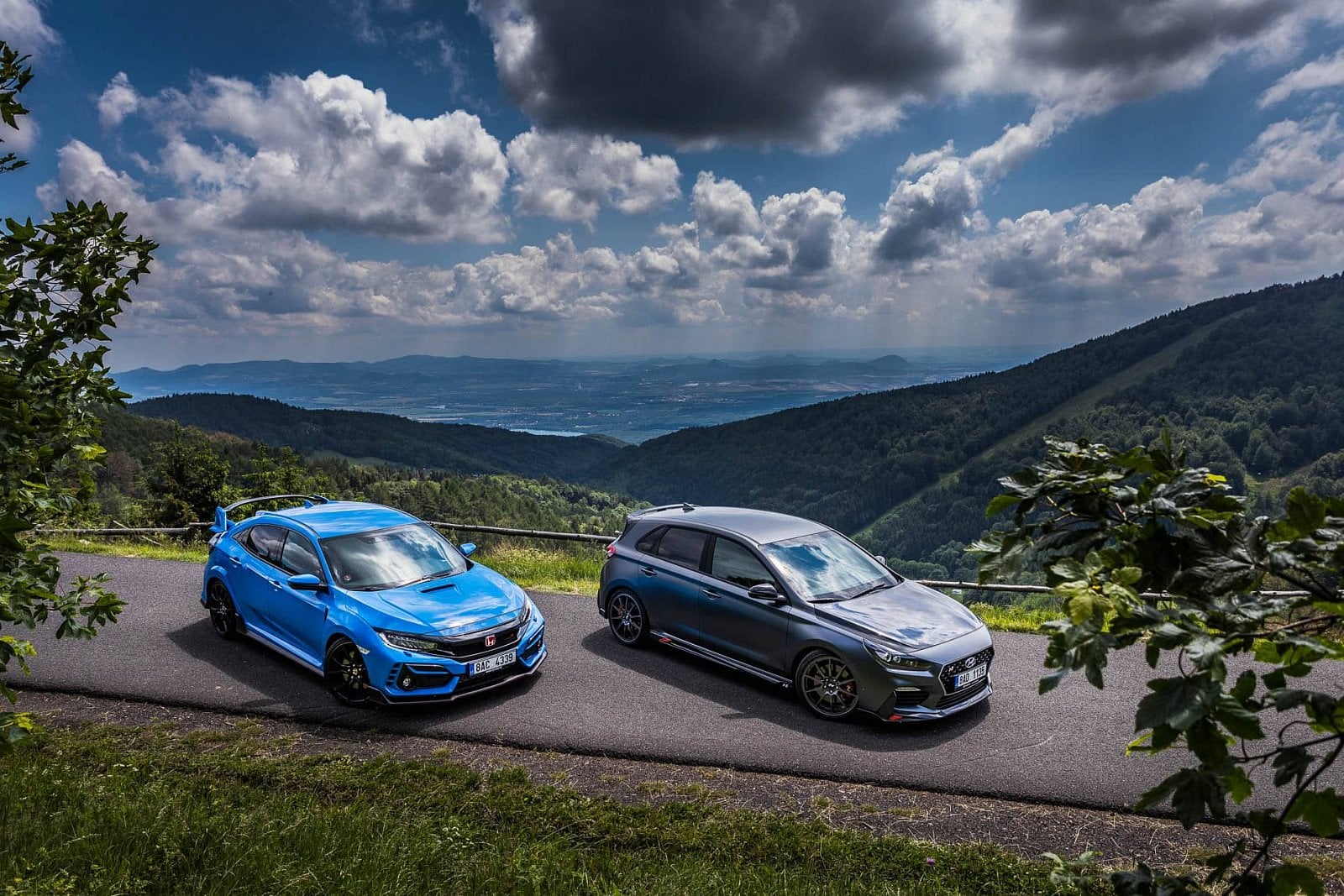2020-08-honda-vs-hyundai-3.jpg