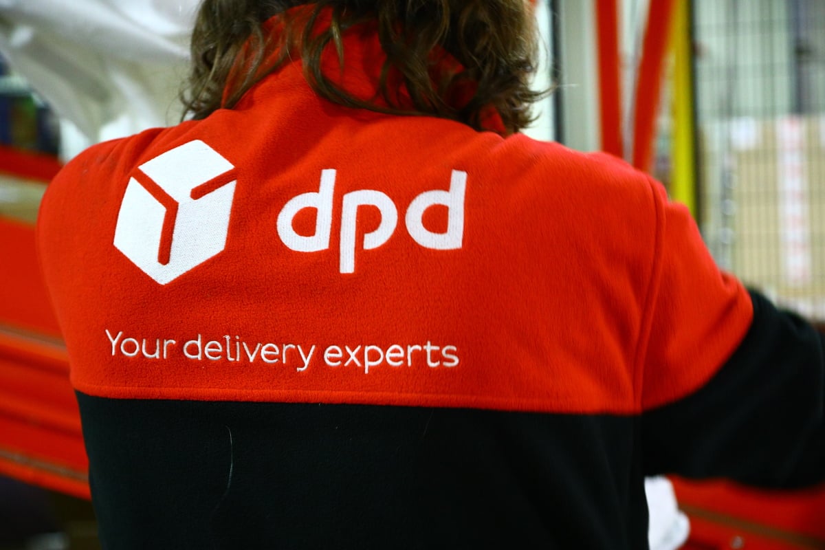 Jak to chodí v kurýrní službě DPD. Podívejte se s námi do depa.