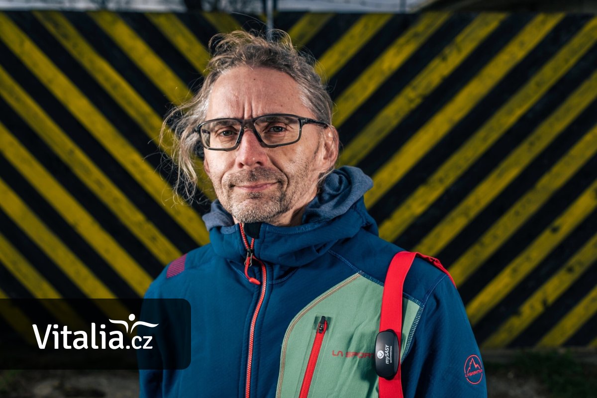 Pohyb a odpočinek jsou pro dlouhý život důležitější než drahé potravinové doplňky, říká fyziolog