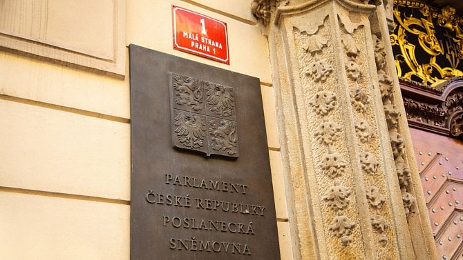 Poslanecká sněmovna, parlament