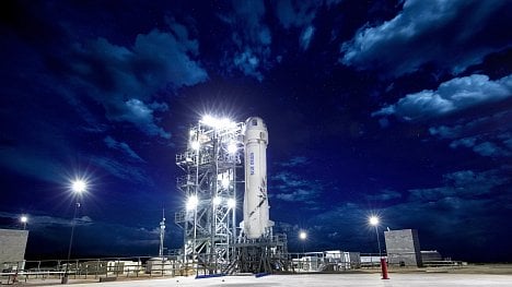 Náhledový obrázek - Ke hvězdám s nejbohatším mužem planety. Bezosův Blue Origin se chystá spustit prodej letenek na lety do vesmíru