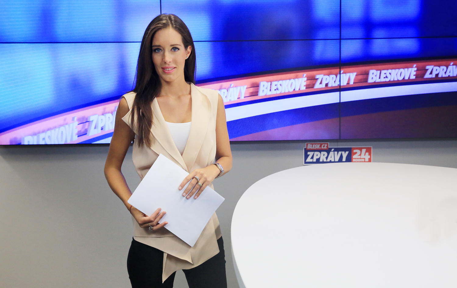 Bleskové zprávy a jejich moderátorky