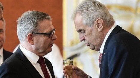 Náhledový obrázek - Zeman jmenoval Zaorálka ministrem kultury. Vyzval ho k ochraně památek