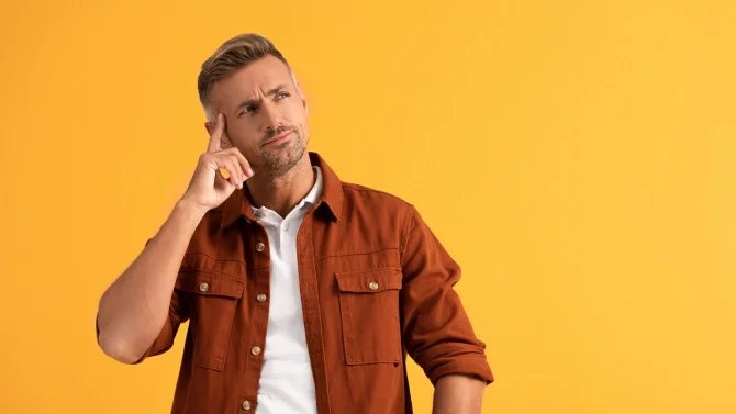 16.1.25 4*/zamyšlení, muž, podnikatel, dotaz, pochybnost