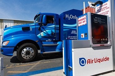 hydrogen truck