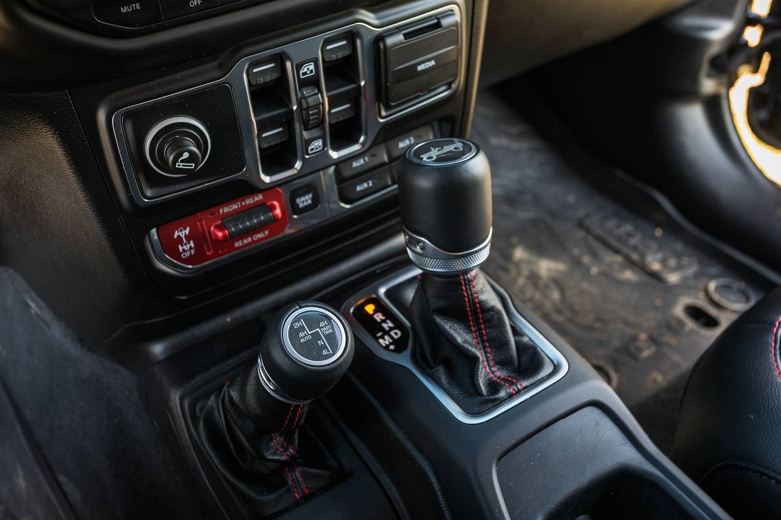 2020-10-jeep-wrangler-rubicon-4.jpg