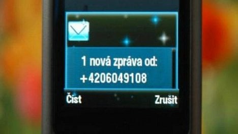 Náhledový obrázek - Počet SMS odeslaných o vánocích z mobilu klesá