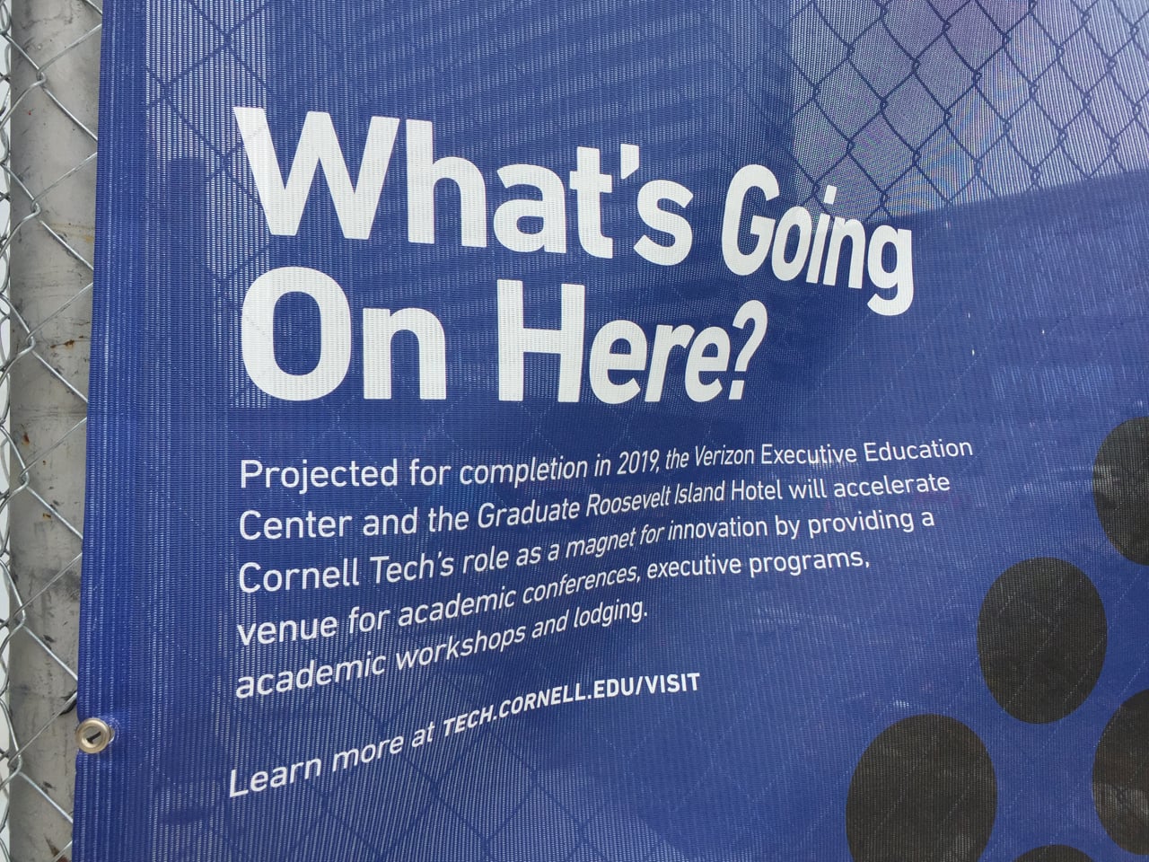 Cornell Tech na Roosevelt Islandu v New Yorku