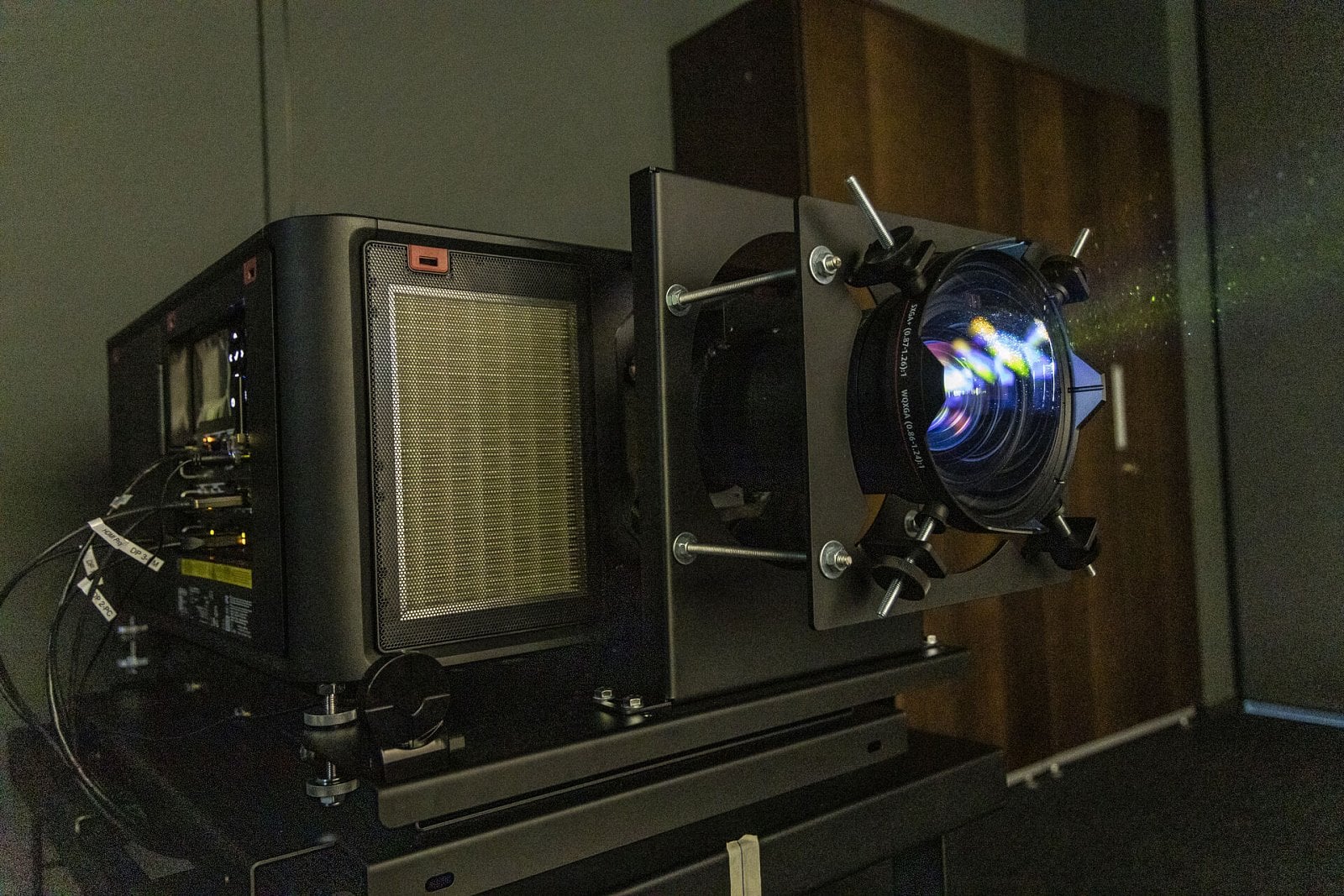 Laboratoř vizualizace a virtuální reality na IT4Innovations