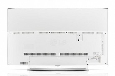 Čistá zadní strana OLED televizoru LG EG960. Nad něčím takovým se už dá při prostorové instalaci uvažovat!