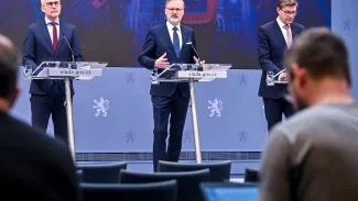 Náhledový obrázek - Premiér Fiala: Prosazujeme zrušení zákazu spalovacích motorů po roce 2035