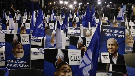Náhledový obrázek - Třetí volby za rok. Netanjahu oslavuje vítězství, jeho blok ale většinu nemá