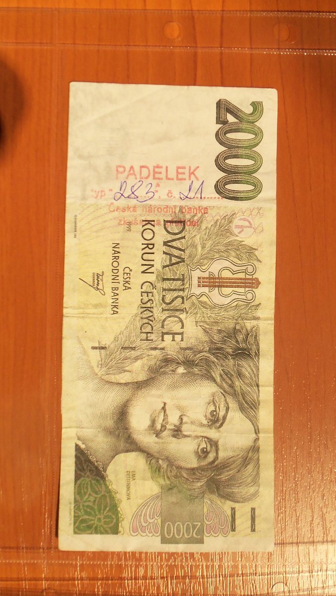 Padělané peníze