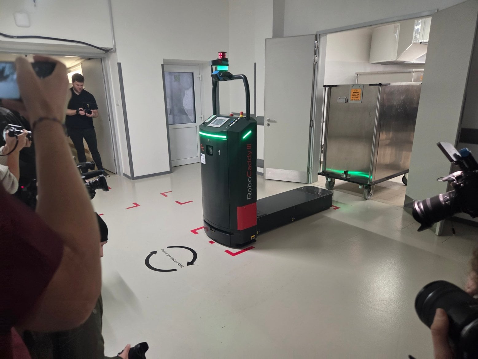 Autonomní roboti v Jihlavské nemocnici