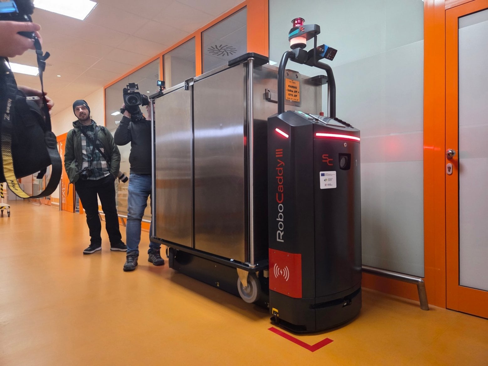 Autonomní roboti v Jihlavské nemocnici