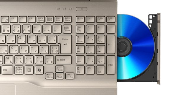 Notebook Fujitsu FMV Note s optickou mechanikou