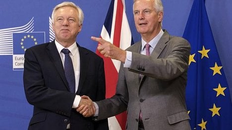 Náhledový obrázek - Soudní dvůr a finanční vyrovnání. Jednání o brexitu odkrylo sporné body