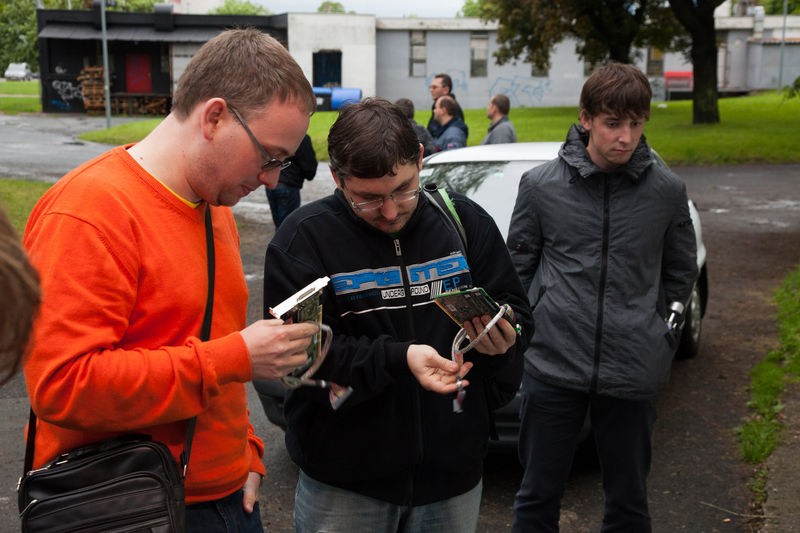 Hod serverem (soutěž na Strahově)