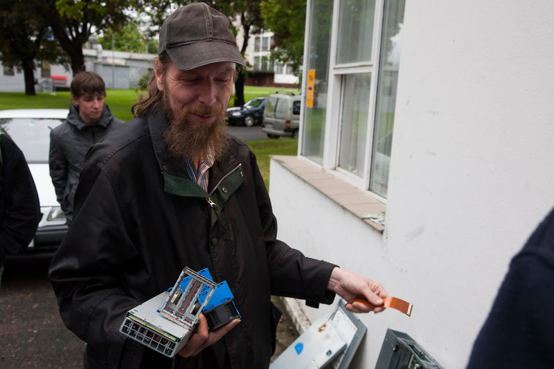 Hod serverem (soutěž na Strahově)