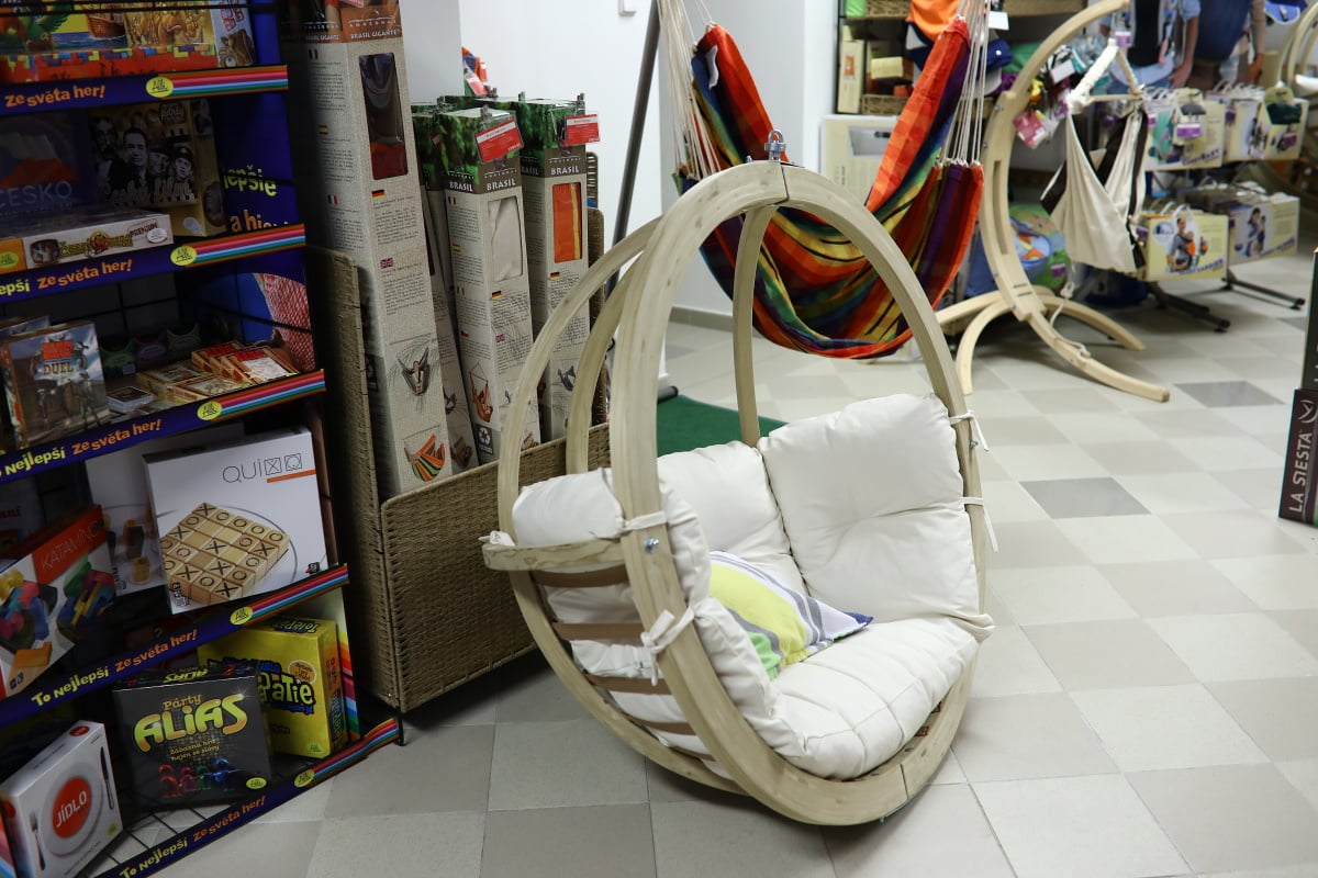 Houpací síť, nebo hamaka? V Lenošíme.cz vysvětlí, že je to totéž