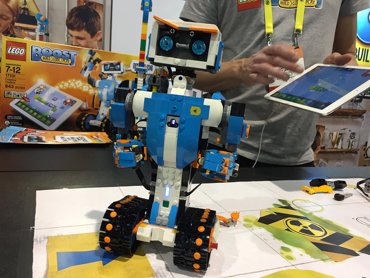 Lego Boost a další programovatelné stavebnice na CES 2017