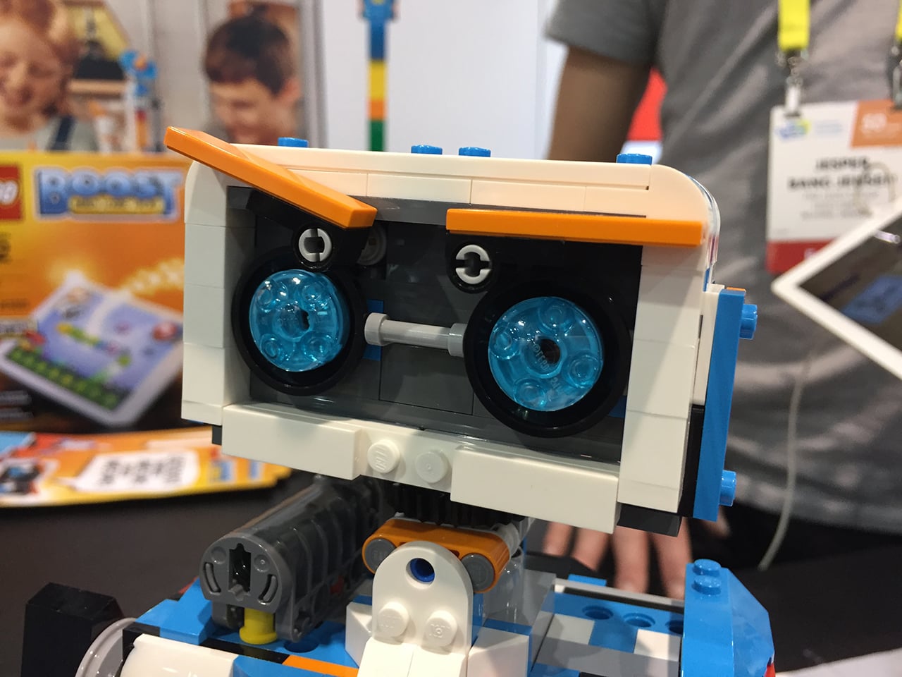 Lego Boost a další programovatelné stavebnice na CES 2017