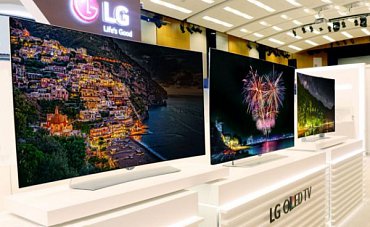LG uvedlo čtyři novinky s obrazovkami typu OLED. Všechny jsou – jak bylo oznámeno už v lednu – Ultra HD (4K). Jiné OLED od LG už ani nebudou a to, co je na trhu je doprodej.