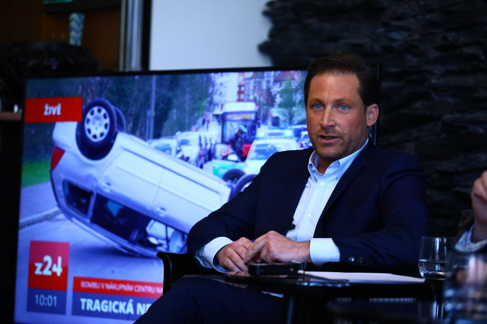 Tisková konference chystané zpravodajské televize Z24 1/2