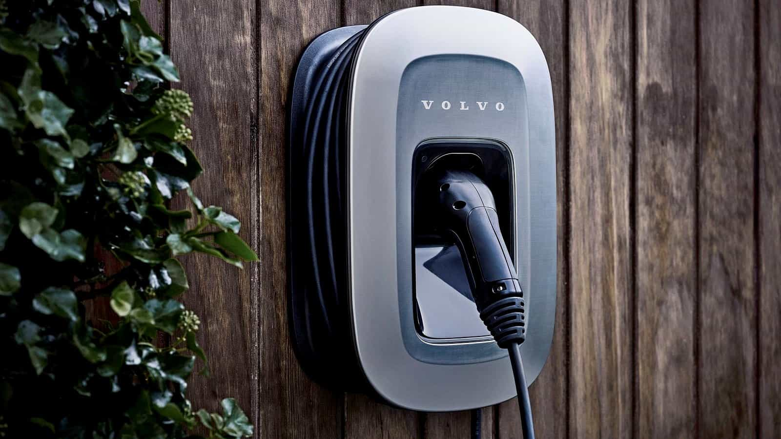 Volvo definitivně zastavuje vývoj spalovacích motorů. Už bude jen elektrické