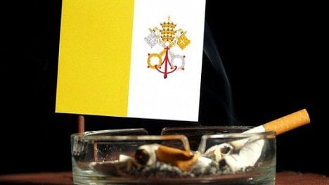 Náhledový obrázek - Po bhútánském vzoru. Vatikán zakáže prodej cigaret